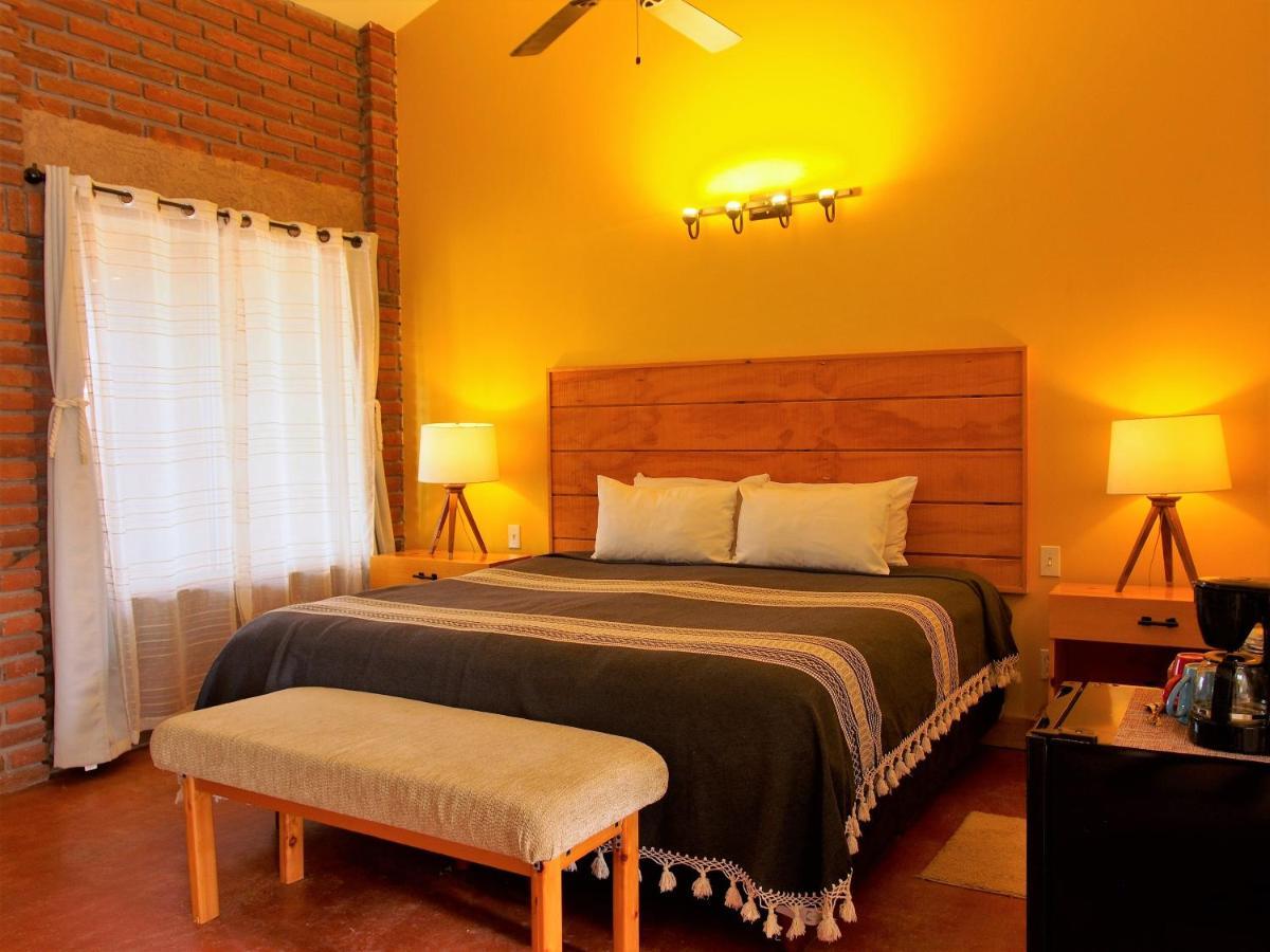 Casa Mayoral B&B Pet Friendly Валье-де-Гуадалупе Экстерьер фото